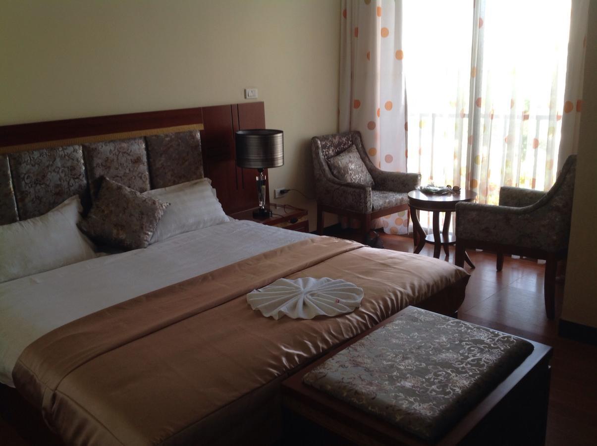 Palm Palace Hotel Bahir Dar Bagian luar foto