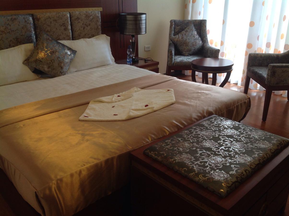 Palm Palace Hotel Bahir Dar Bagian luar foto