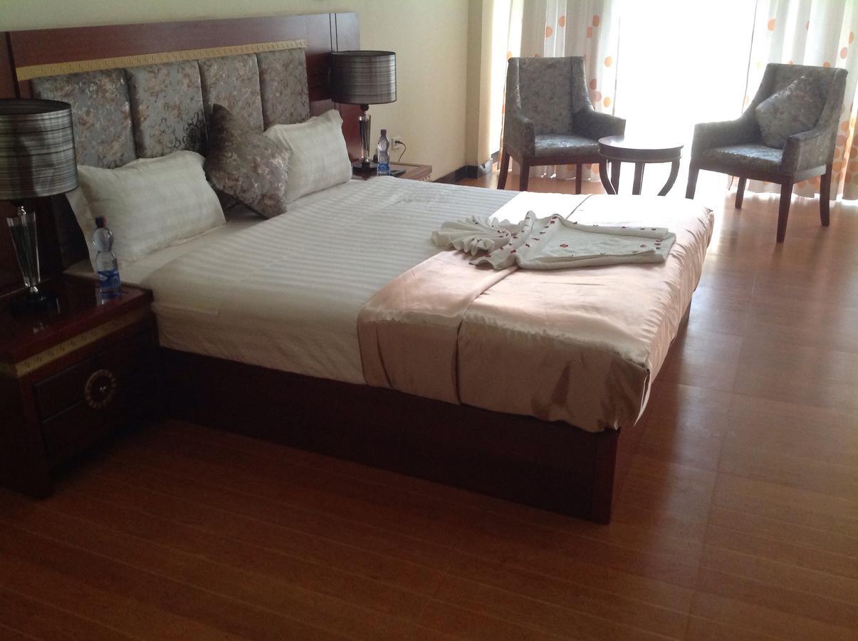 Palm Palace Hotel Bahir Dar Bagian luar foto