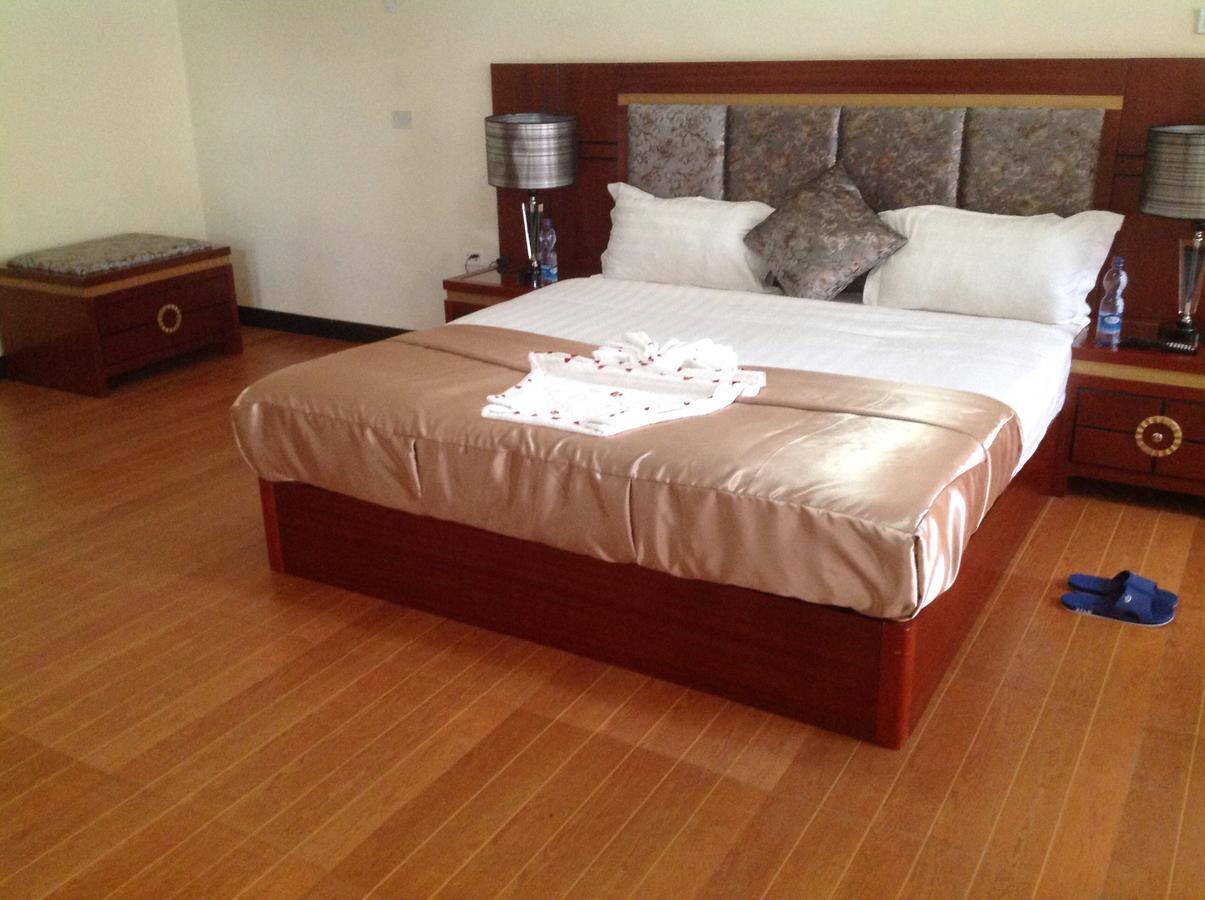 Palm Palace Hotel Bahir Dar Bagian luar foto