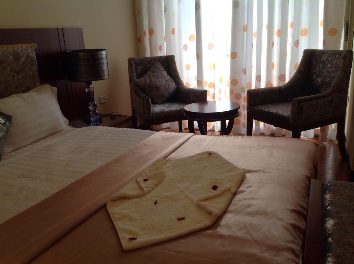 Palm Palace Hotel Bahir Dar Bagian luar foto