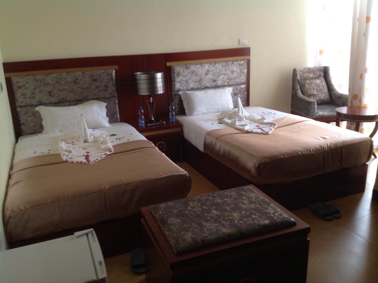 Palm Palace Hotel Bahir Dar Bagian luar foto