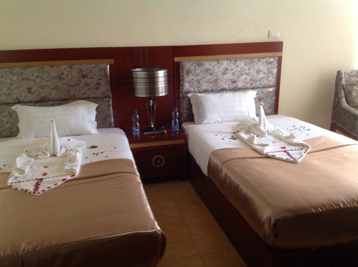 Palm Palace Hotel Bahir Dar Bagian luar foto
