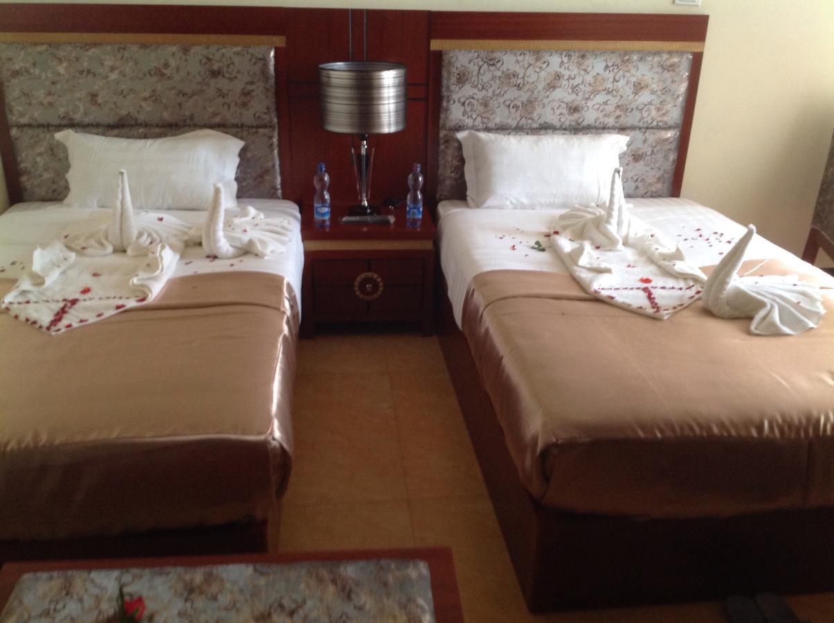 Palm Palace Hotel Bahir Dar Bagian luar foto