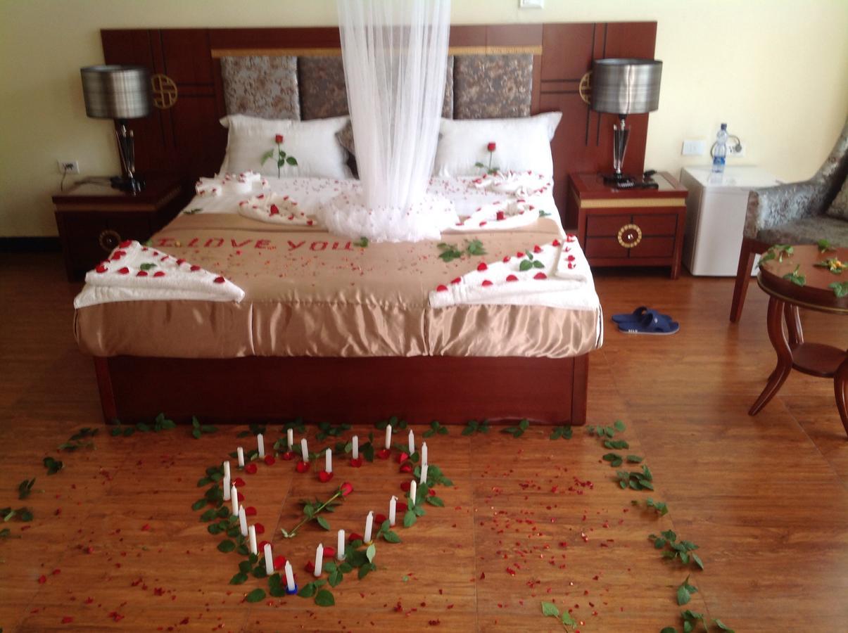 Palm Palace Hotel Bahir Dar Bagian luar foto