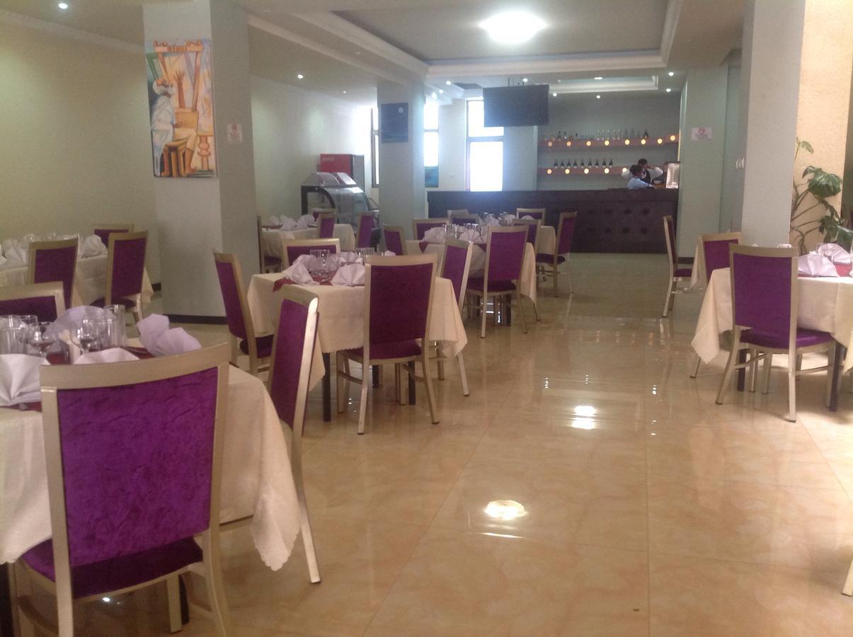 Palm Palace Hotel Bahir Dar Bagian luar foto