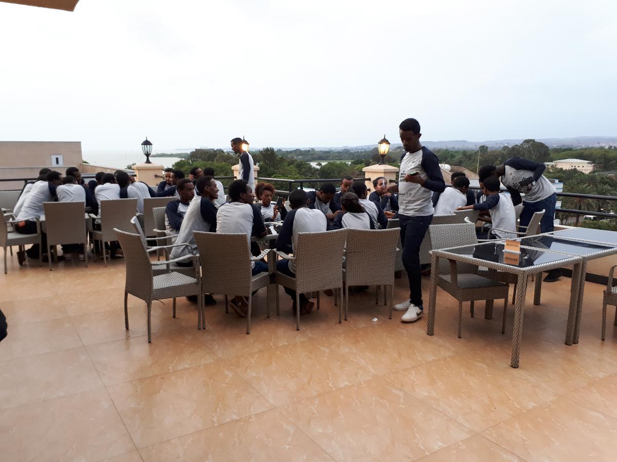 Palm Palace Hotel Bahir Dar Bagian luar foto